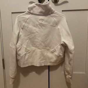 Lululemon Scuba Oversized Funnel-Neck Half Zip	
White	
Size: XS/S